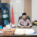 Kepala Badan Kepegawaian Pendidikan dan Pelatihan (BKPP) Kabupaten Rokan Hulu, Fatanalia Putra, Jumat (13/3/2020) diruang kerjanya.