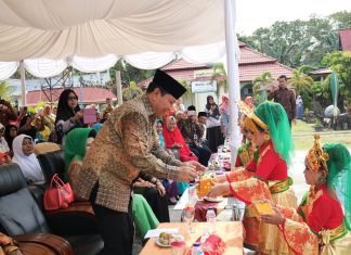 Bupati Rohul Apresiasi Acara Guru TK dan PAUD Dikmas Berprestasi dan Berdedikasi Tahun 2019