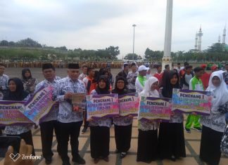 Berhadiah Umroh, Penerima Hadiah Yang Berprestasi Menangis Haru