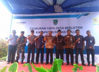 100 % Desa Berlistrik, PLN ULP Pasirpagaraian Gelar Syukuran