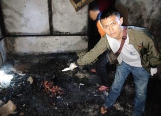 Kebakaran Rumah, Seorang PNS di Pasirpengaraian Hangus Terbakar Kebakaran Rumah, Seorang PNS di Pasirpengaraian Hangus Terbakar