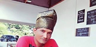 Warga Pasir Pengaraian Minta Prusda Rohul Bayarkan Gaji Karyawan