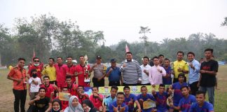 Ketua DPRD Rohul Tutup Tournamen Mini Soccer Himarohu Komisariat UPP