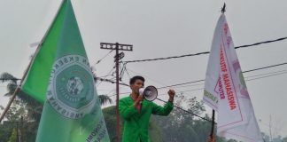 Kabut Asap Semakin Tebal, Mahasiswa Gelar Aksi Demo