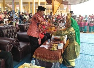 Bupati Rohul Resmikan Pasar Pekan Selasa Desa Puo Raya Tandun Bupati Rohul, H Sukiman Resmikan Pasar Pekan Selasa Desa Puo Raya Tandun
