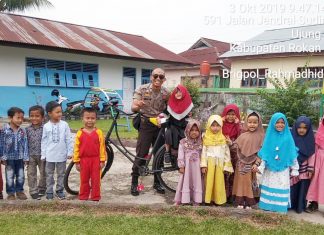 Jaga Kamtibmas, Brigadir Rahmad Hidayad Patroli Naik Sepeda Ontel Babinkamtibmas Desa Sukadamai dan Pematang Tebih, Brigadir Rahmad Hidayat