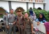 Satpol PP Rohul Setor Denda Tipiring Puluhan Juta ke Kas Negara PPNS PPNS Satpol PP dan Damkar Rohul Samsul Kamal didampingi Kasi Penyuluhan dan Pembinaan Perda Rohul, Andre Nasution