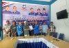 Pilkada Rohul 2020, Hamulian Nasution Targetkan Koalisi 5 Parpol Penyerahan formulir Pendaftaran oleh Ketua Penjaringan Balonbup dan Balon Wabup Demokrat, Hamdan SE kepada Balon Bupati Rohul, Ir H Hamulian Nasution