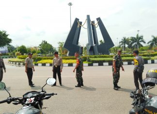 Jaga Kamtibmas, Polres, TNI, Pol-PP Rohul Patroli di Berbagai Tempat TNI Polri dan Satpol PP Rohul patroli di bundaran ratik togak Pasirpengaraian