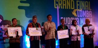 Dua SDN Rohul Raih Juara Satu Nasional Lomba Budaya Mutu di Surabaya usai penyerahan hadiah, para juara foto bersama