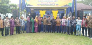 Pisah-Sambut Camat Rambah Samo Diwarnai Isak Tangis