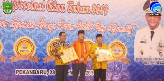 Lagi dan Lagi, Pemda Rohul Terima Penghargaan Anugerah Kategori Pemerintah Cukup Informatif di KI Riau Award 2019