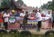 PT EDI Bagikan Ratusan Paket Sembako ke Warga Korban Banjir