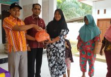 Astra Peduli Korban Banjir, PT SAI Berbagi dengan Warga Sangkir Indah
