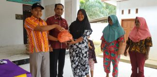 Astra Peduli Korban Banjir, PT SAI Berbagi dengan Warga Sangkir Indah