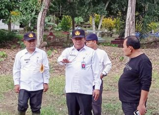 Camat Kepenuhan Dampingi Sekda Rohul Tinjau Persiapan Milad Syekh Abdul Wahab Rokan Camat Kepenuhan, Gustia Hendri SSos mendampingi Sekda Rohul, H Abdul Haris SSos meninjau persiapan acara Milad ke 208 peringatan pertama Tuan Guru, Syekh Abdul Wahab Rokan Al-Kholidi Naqsabandi di Desa Rantau Benuang Sakti, Rabu (4/12/2019)