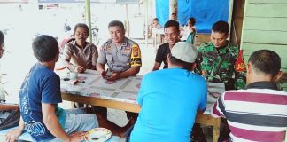 Musim Hujan, TNI Koramil 02 dan Polsek Rambah Himbau Masyarakat Untuk Jaga Kebersihan Lingkungan
