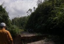 Jalan Terputus Karena Longsor, Dua Desa Mengaku Kehabisan Stok Makanan