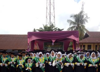 SMPN 1 Rambah Hilir Menggelar Wisuda Tahfidz