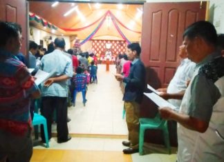 Meriahnya Natal di Gereja HKBP Resot Exaudi Pasir Pengaraian