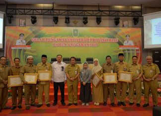 Pemkab Rohul Kembali Terima Penghargaan dari Gubernur Riau