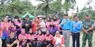 Hadiri Closing Semi Open Turnamen Voly Ball di Desa Koto Tandun, Sukiman Disambut Ratusan Masyarakat Gunakan Baju “SKM Dua Periode”