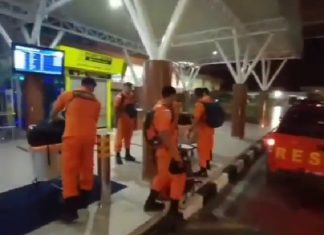 6 Basarnas pekanbaru Bantu Musibah Banjir di Jadetabek