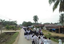 Ratusan Pelajar dan Masyarakat Meriahkan Pawai Ta’aruf Musabaqoh Hifzil Qur’an di Kepenuhan