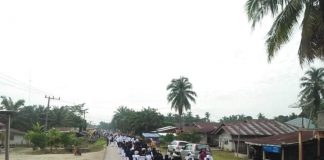Ratusan Pelajar dan Masyarakat Meriahkan Pawai Ta’aruf Musabaqoh Hifzil Qur’an di Kepenuhan