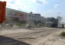 Ruas Jalan Ujungbatu-Tandun Rusak, Masyarakat Menilai Pemkab Rohul Gagal kondisi ruas jalan Ujungbatu-Tandun rusak