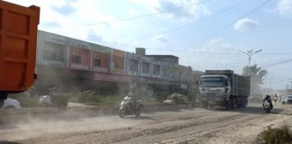 Ruas Jalan Ujungbatu-Tandun Rusak, Masyarakat Menilai Pemkab Rohul Gagal kondisi ruas jalan Ujungbatu-Tandun rusak