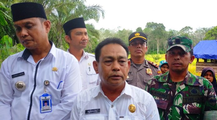 Aparatur Pemerintah Rambah Samo bersama TNI-Polri Panen Padi Gogo