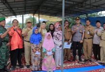 Masyarakat Desa Pauh Desak Bupati Bangun Gedung Sekolah