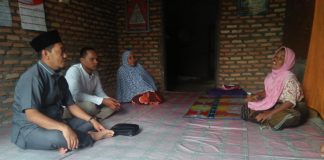 Anggota DPRD Riau,Adam Syafaat Kunjungi Keluarga Irwan