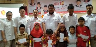 HUT ke 12, DPC Partai Gerindra Rohul Syukuran dan Berbagi Ke Kaum Dhuafa