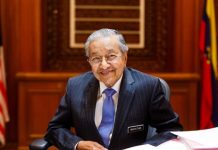 Perekonomian Malaysia Merosot, Mahathir Mohamad Mengundurkan Diri Dari PM Malaysia