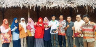 Sandang Gelar Doktor, Keluarga Besar Fekon UPP Lakukan Syukuran