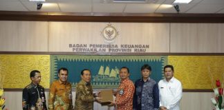 Antisipasi Corona, Bupati Rohul Intruksikan Seluruh OPD Sampaikan Berkas dan Laporan Secara Telpon atau Online