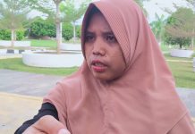 TANGISAN GURU honor Komite, 14 tahun mengabdi, dipecat Kepsek dengan KESEWENANGAN