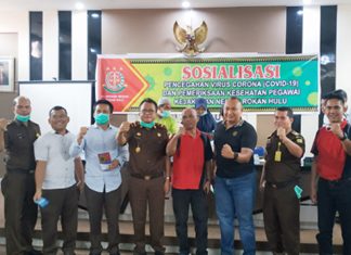 Cegah Penularan Covit-19, Kejari Rohul Sterilisasi Ruang Kantor