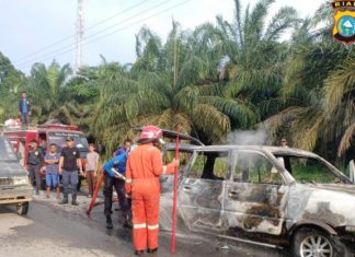 Usai Isi Minyak, Satu Unit Mobil Kijang LGX Hangus Terbakar