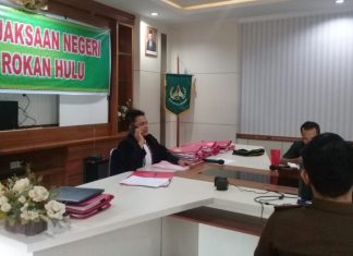 Pelaksanaan Persidangan Online di Kantor Kejari Rohul Berjalan dengan Baik