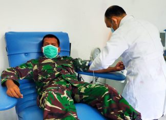 Ditengah Pandemi Corona, Jajaran Koramil Kodim 0313/KPR Donor Darah