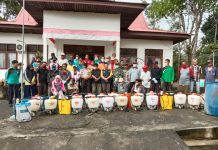 Cegah Corona, Desa Muara Musu SEMPROT Desinfektan di Rumah-Rumah Warga