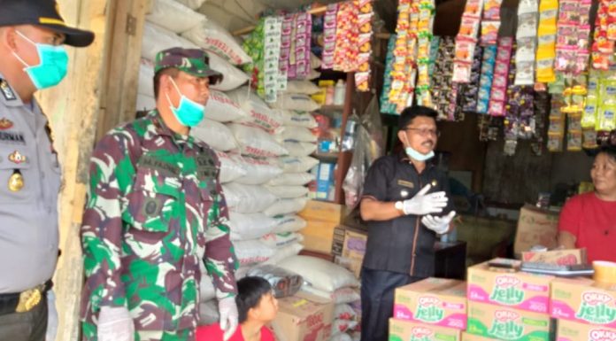 Jaga Kondusifitas Bahan Pokok, Camat Tambusai Utara Terjun Ke Pasar