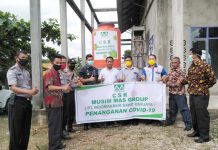 Kerjasama Polres Rohul, PT ISB Salurkan Sembako ke Masyarakat