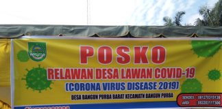 Cegat Pengendara, Pemdes Bangun Purba Barat BAGI-BAGI Masker GRATIS