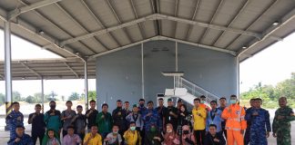 HMI Cabang Pekanbaru dan TNI AU LANUD Roesmin Nurjadin SEMPROT Desinfektan