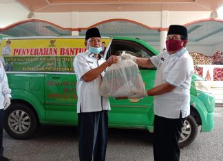 Ditengah Wabah Corona, BAZnas Rohul BAGI 1000 Paket Sembako