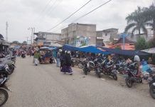 Satu Hari Jelang Ramadhan 1441 H, Pasar Tradisional Kota Tengah Terlihat Padat